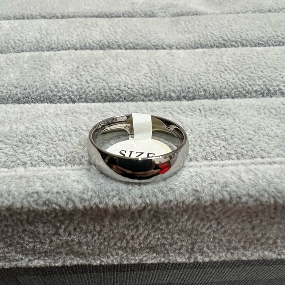 Stainless Steel Ring size 7 - Picture 3 of 6